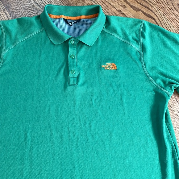 Men’s The North Face Polo Shirt. Size Large. Great Condition. - Picture 3 of 9